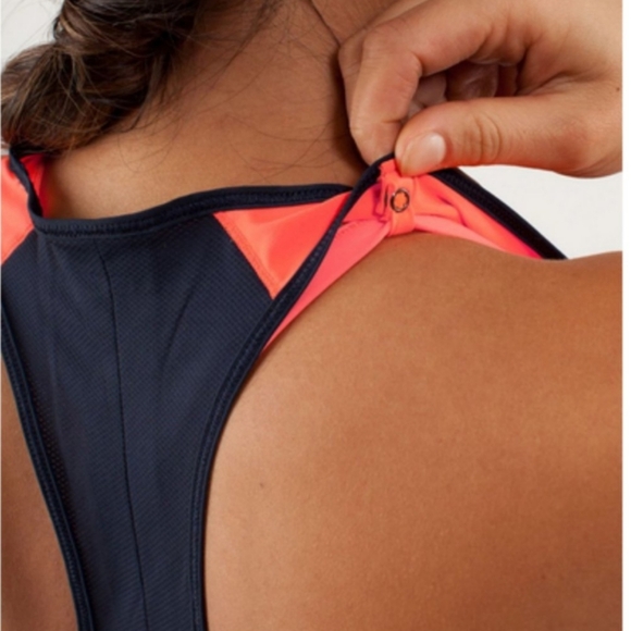 Lululemon Pump It Up TankLight Flare / Inkwell, Size 4 - Picture 5 of 16